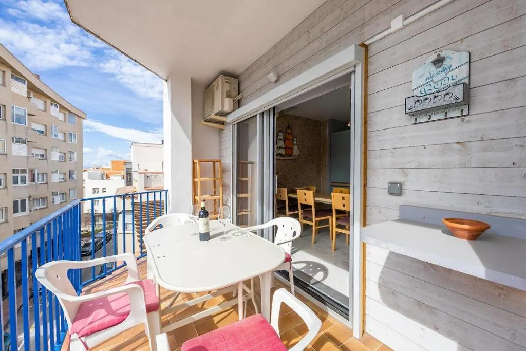 Grand Appartement Proche De La Mer Roses Spain